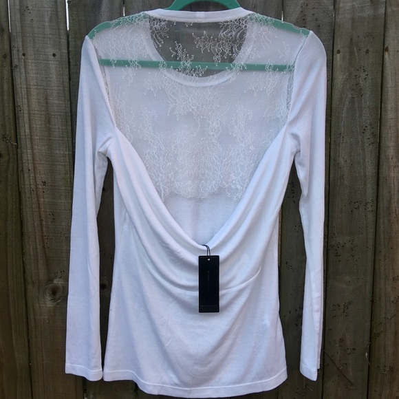 ❗️ 1 LEFT❗️⋆BCBG⋆ Long Sleeve Tee - Picture 3 of 4