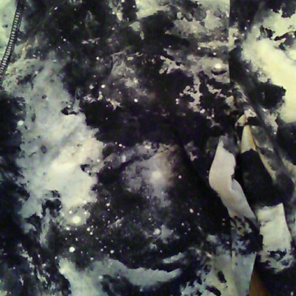 Saks Fifth Avenue yoga pants - Picture 2 of 3