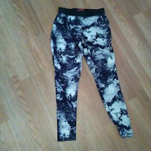 Saks Fifth Avenue yoga pants