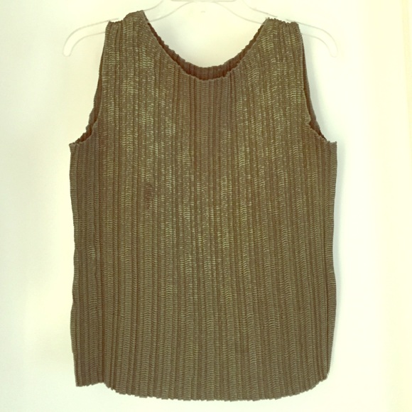 Plissé brand woven olive green tank. Sz L