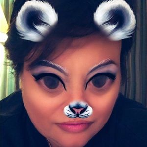 Meet your Posher, Raquel