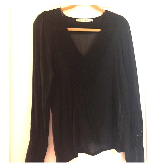 Black sz M tunic - Picture 1 of 4