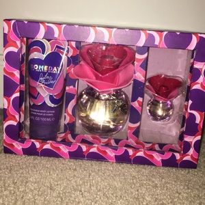Justin Bieber-someday perfume and lotion