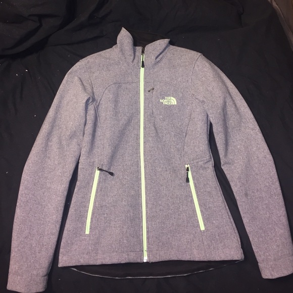 The North Face Jackets & Blazers - NWOT Women's XS The North Face Apex Bionic jacket