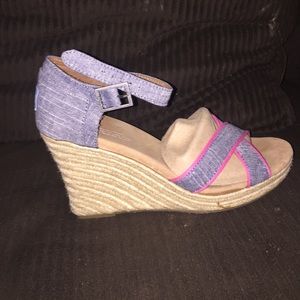Toms strappy wedges