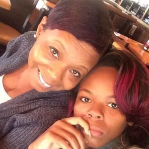 Meet your Posher, Rhonda