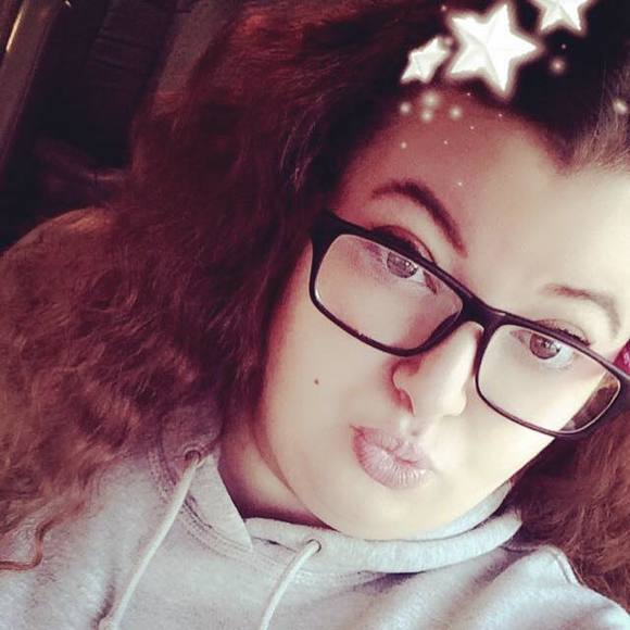 Meet your Posher, Kayla - Picture 1 of 1