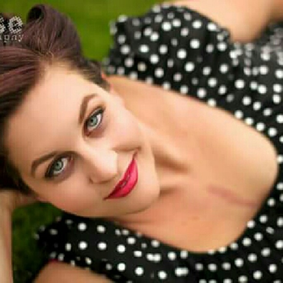 Meet your Posher, Peanut