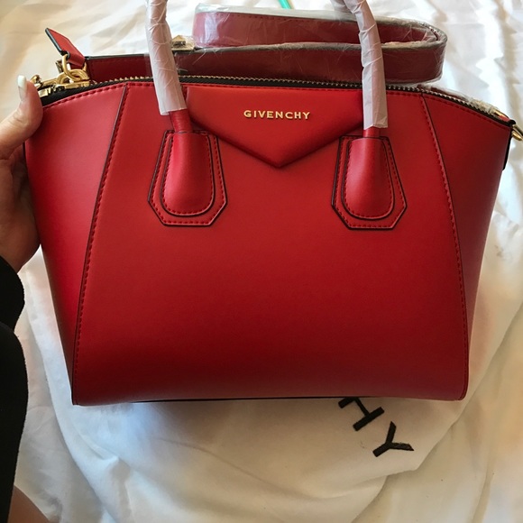Givenchy Antigona Red