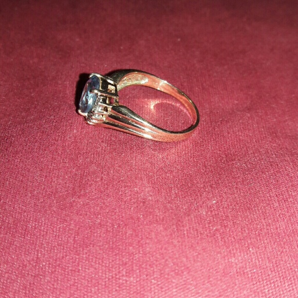 LADIES 14K YELLOW GOLD RING DIAMOND/TOPAZ RING - Picture 2 of 4