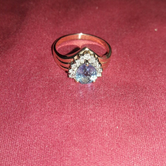 LADIES 14K YELLOW GOLD RING DIAMOND/TOPAZ RING - Picture 4 of 4
