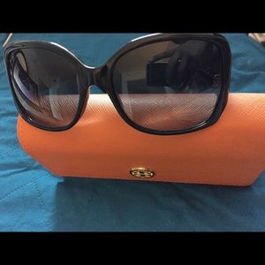 Tory borch glasses