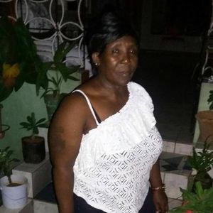 Meet your Posher, Debbie