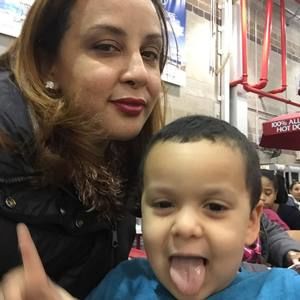 Meet your Posher, Aracelis