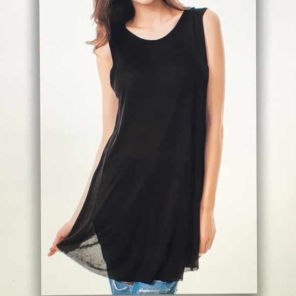 🐯Black semi🐯sheer open back tank