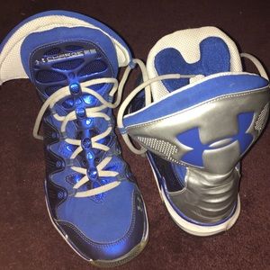 Under Armour Charge BB Size 8.5