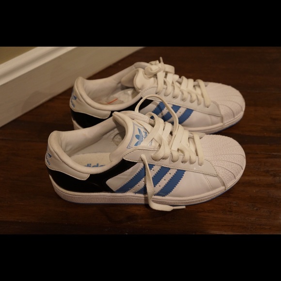 le adidas scarpe taglia 55 uomini 65women poshmark le adidas scarpe taglia 55 uomini 65women poshmark
