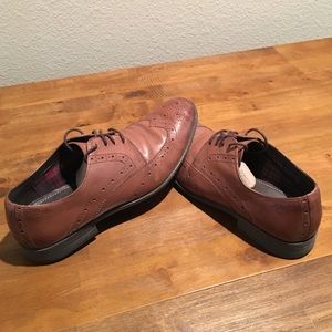 Clarks Wingtips
