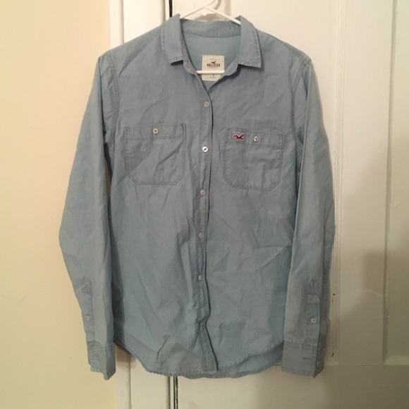 Hollister denim button down - Picture 1 of 3