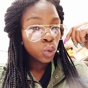 Meet your Posher, La'che