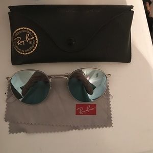 Ray-Ban Silver Round Metal sunglasses