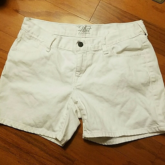 Midnight waisted shorts