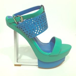 Turquoise Heel