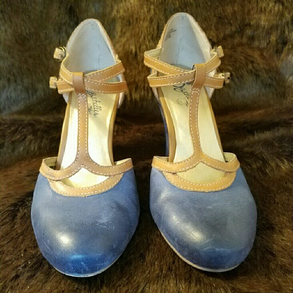 Seychelles Fourth Wall Heels