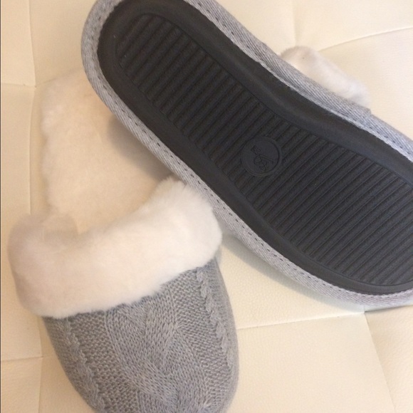 Fluffy slippers