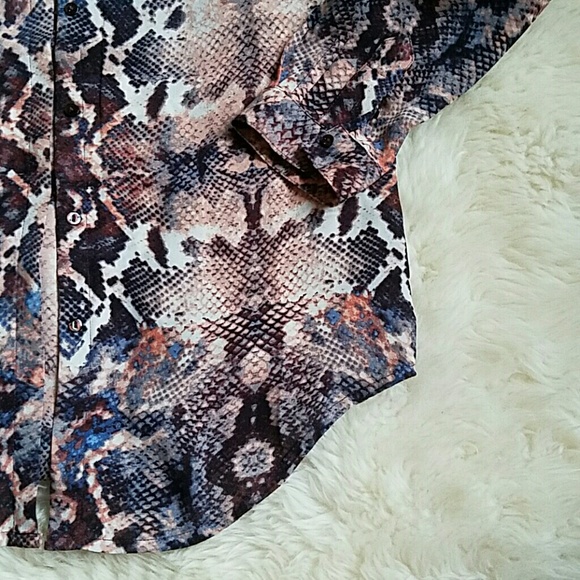 // Gorgeous  snakeskin print shifon button down shirt // - Picture 3 of 3