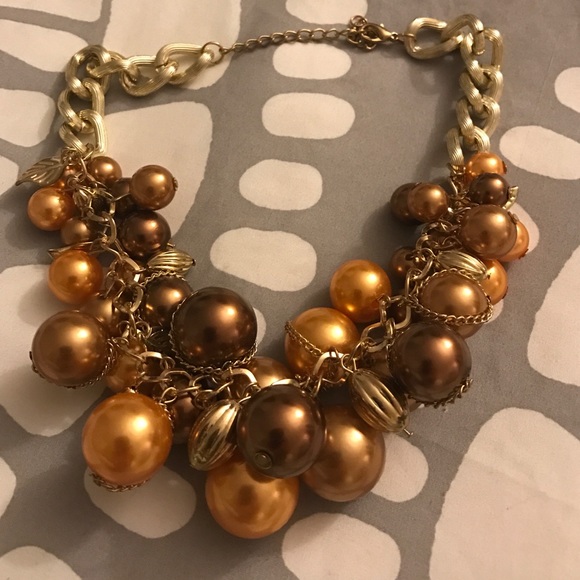 Brand new ** chunky style necklace