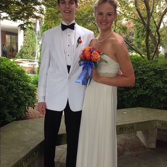 Beautiful floor length gown from Caché
