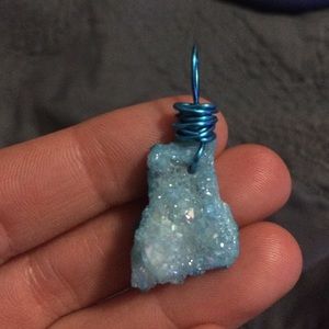 Sparkly quartz geode