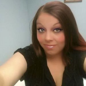 Meet your Posher, Holly