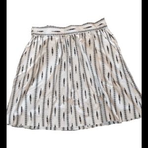 ♣️Loft A-Line Black&White Skirt