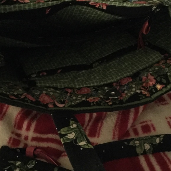 Vera Bradley purse - Picture 2 of 4