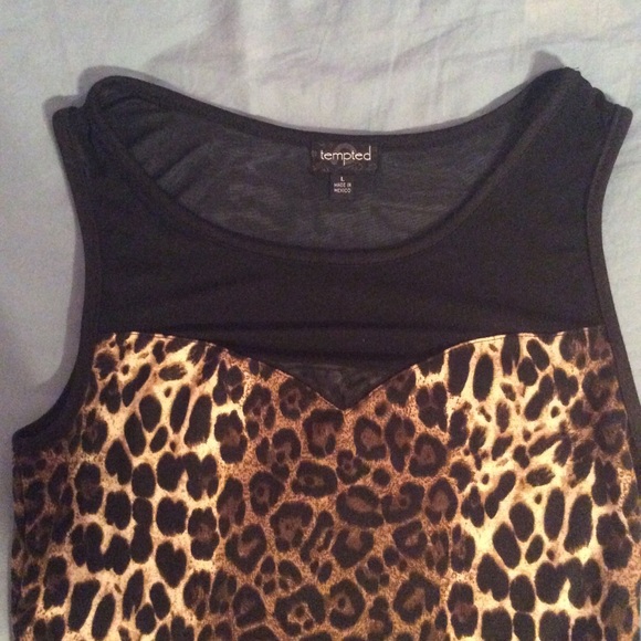 Fit and Flare Leopard Print Top, SZ Medium - Picture 3 of 4