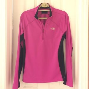 The North Face Quarter Zip Pull Over