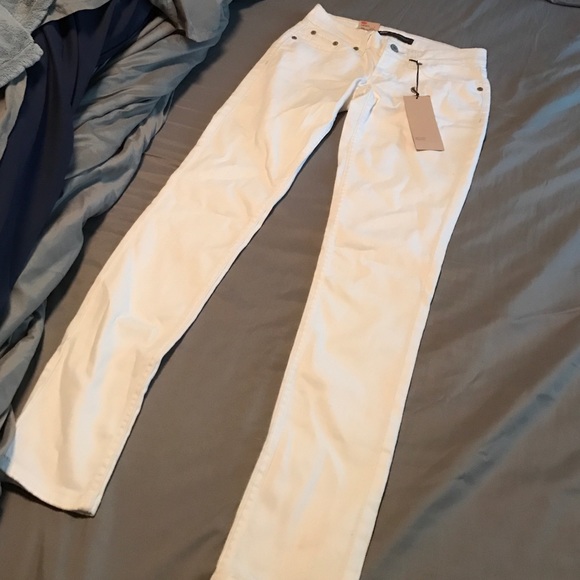BNWT Levi's White Too Superlow skinny jeans - Picture 2 of 4