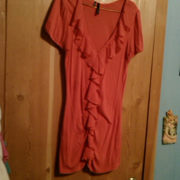 Small Red Ruffled blouse with V-neck by Maurices - Picture 1 of 1