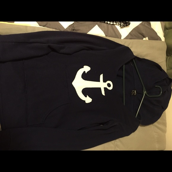 hoodie type shirt. Navy blue. Great condition