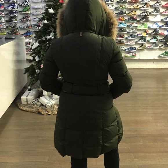 SOLD‼️‼️ Mackage Coat M - Picture 2 of 4