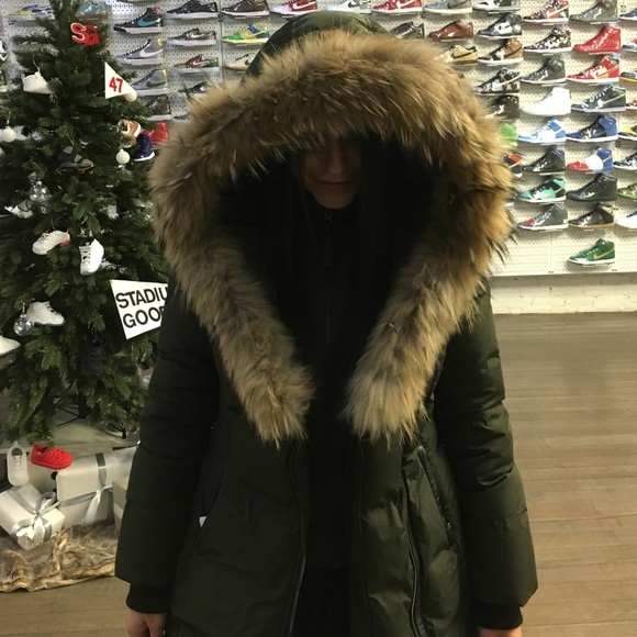 SOLD‼️‼️ Mackage Coat M - Picture 4 of 4