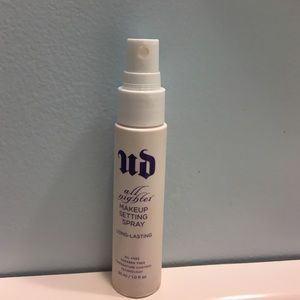 Urban decay setting spray