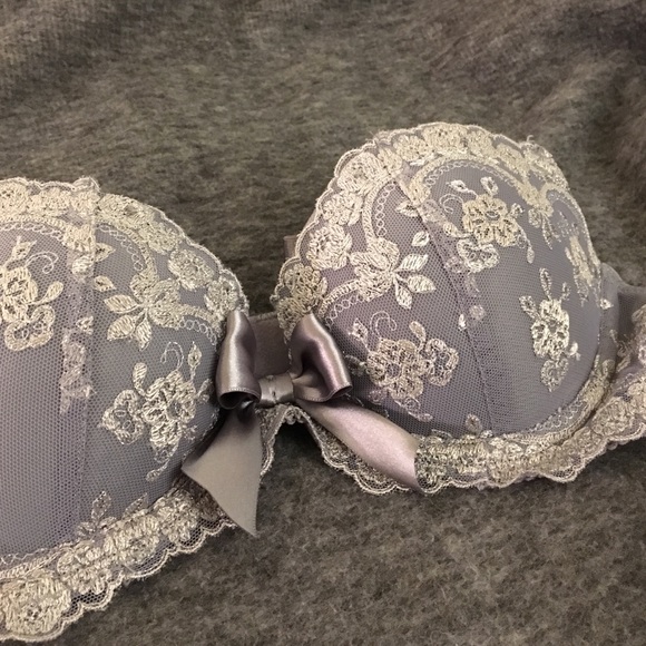 Limited Holiday Aerie Bra