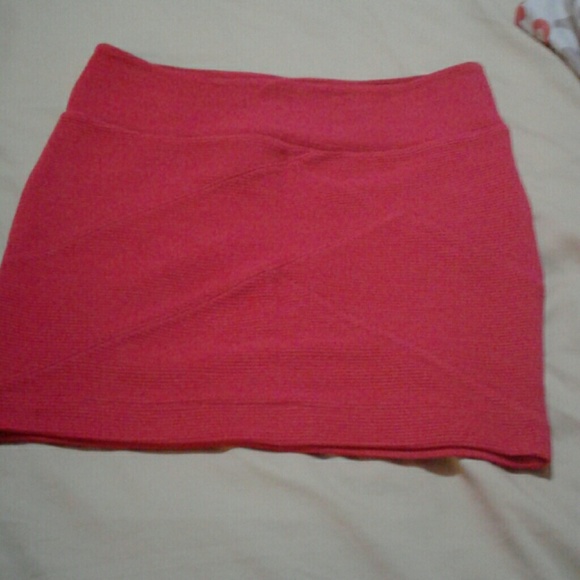 Hot pink mini textured skirt