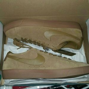 Supreme Nike Blazer Low QS