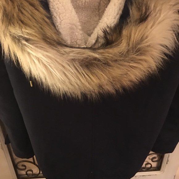 SOLD - Navy American Eagle Jacket. - Picture 2 of 4