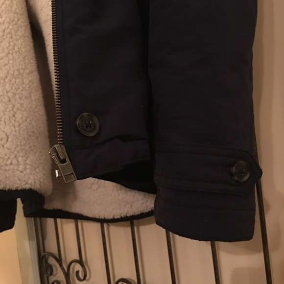 SOLD - Navy American Eagle Jacket. - Picture 4 of 4