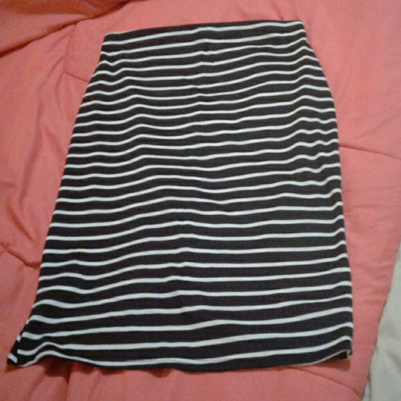 Perfect for a black n white party